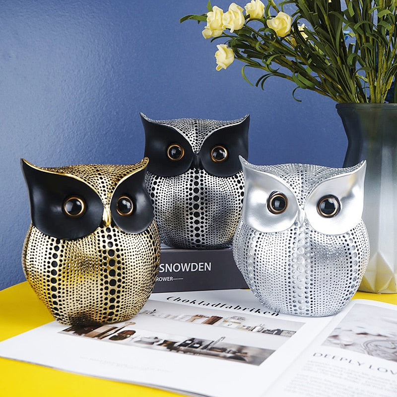 Nordic Style Owls Ornament Owl Resin Craft Lovely Bird Miniatures Figurines for Home Decor Living Room Bedroom Office Decoration